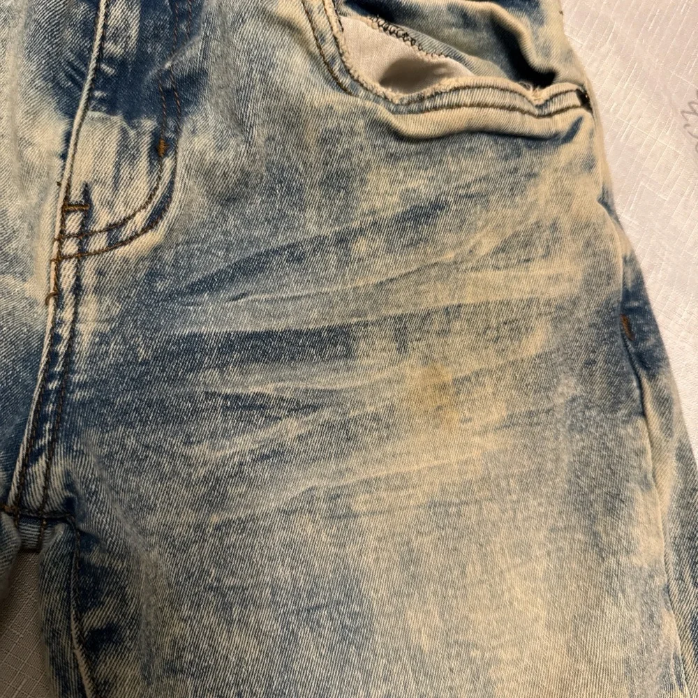 Jeans - Picture 6 of 7